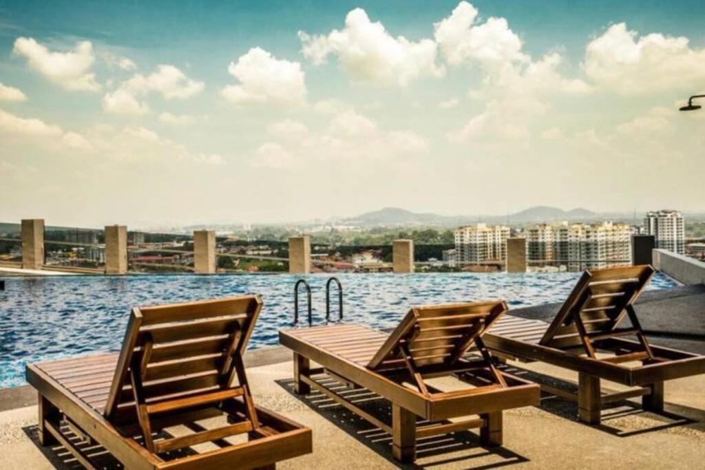 Imperio,res - Raya -- Comfy -- Sunset View Malacca